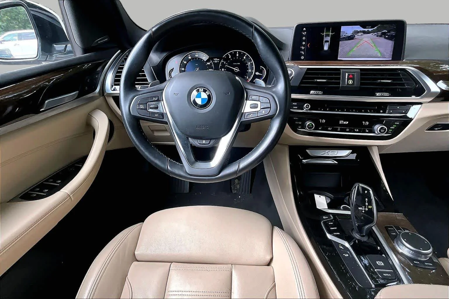 Used 2018 WHITE BMW xDrive30i image 6