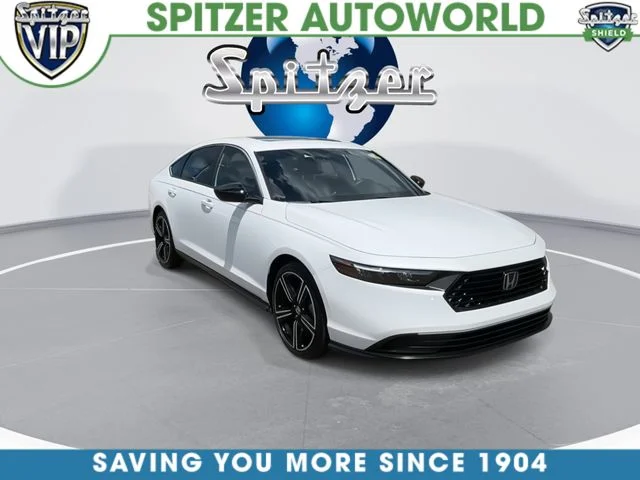 Used 2025  Honda Sport image 4