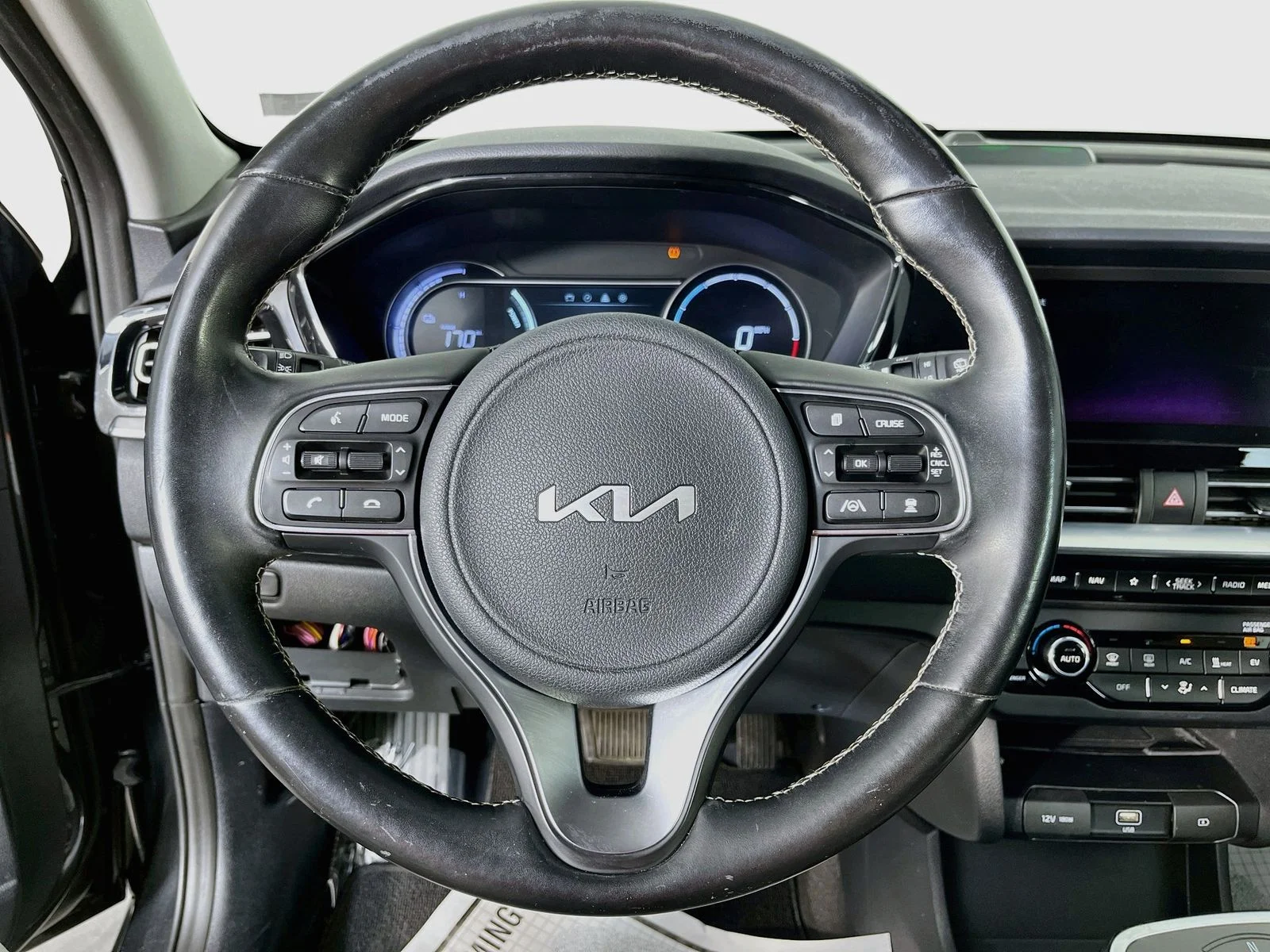 Used 2022 Gray Kia EX image 14