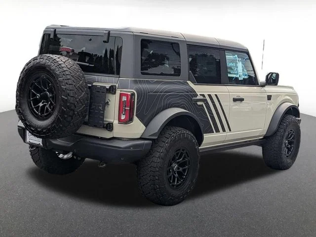 New 2026 Desert Sand Ford Badlands® image 3