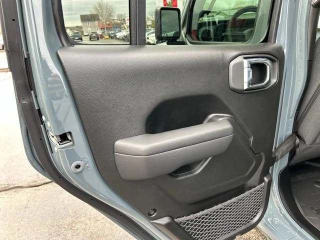 New 2026 Anvil Clear-Coat Exterior Paint Jeep Sport S image 20