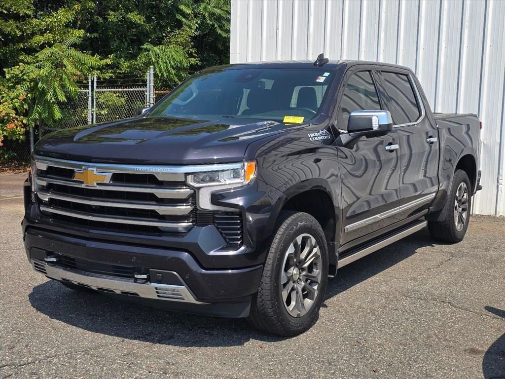 Used 2023 Gray Chevrolet High Country image 2