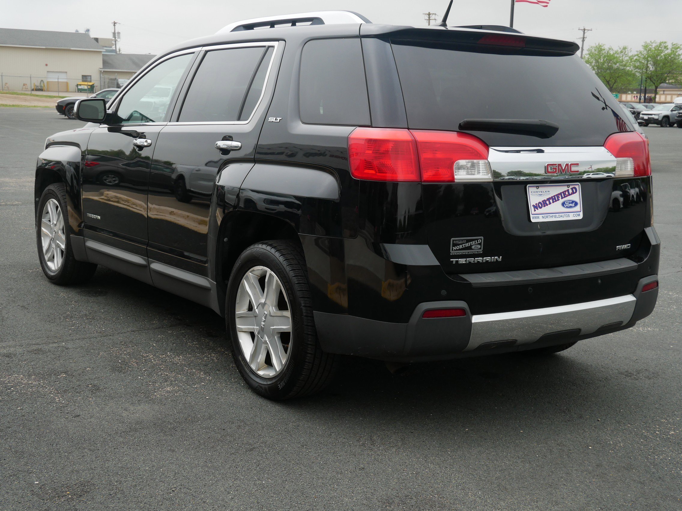 Used 2010 Onyx Black GMC SLT-2 image 6