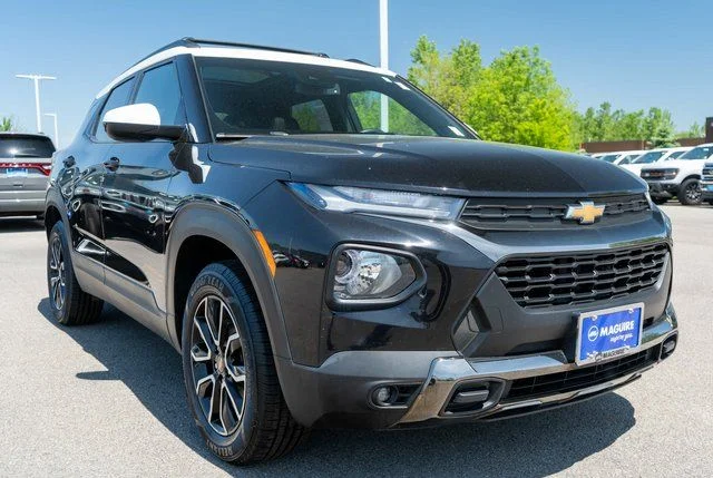 Used 2021 Black Chevrolet ACTIV image 4