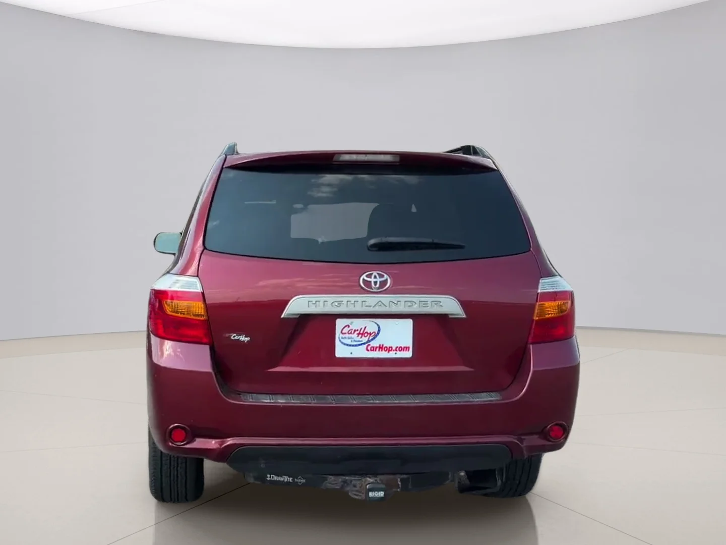 Used 2010 Maroon Toyota  image 4