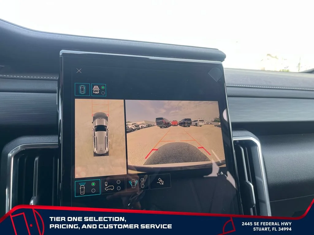 New 2026 Summit White GMC Elevation image 33