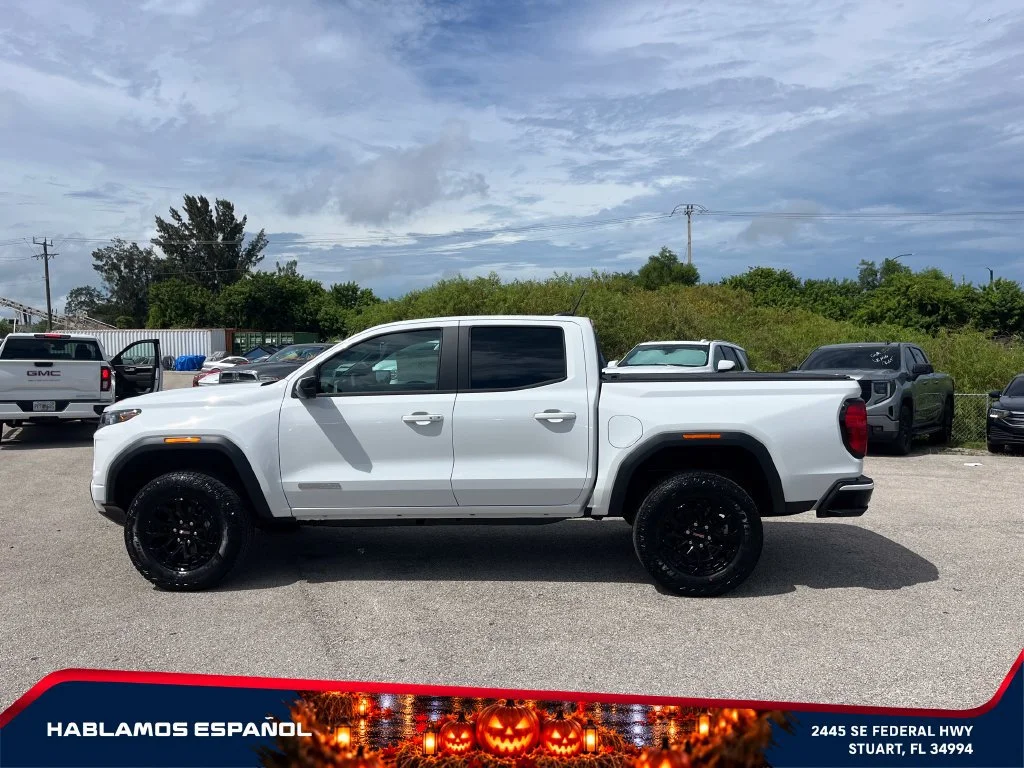 New 2026 Summit White GMC Elevation image 4