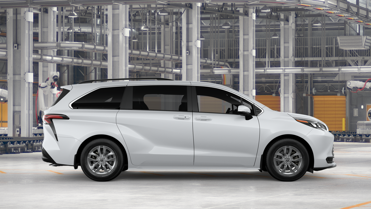 New 2026 Ice Cap Toyota LE image 12