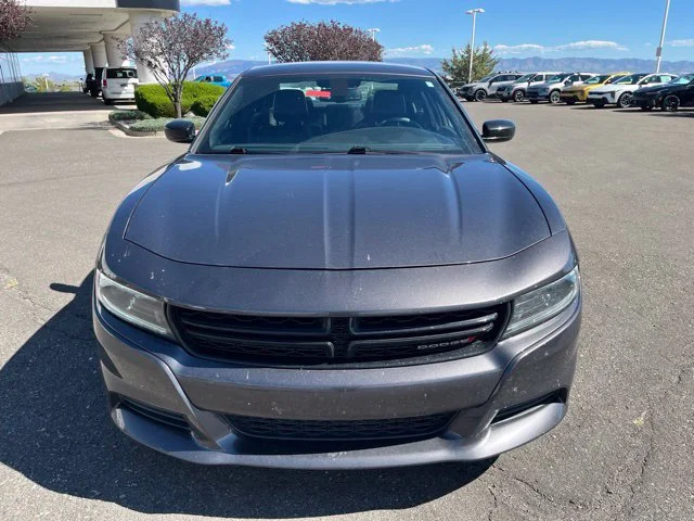 Used 2022 Granite Pearlcoat Dodge SXT image 3