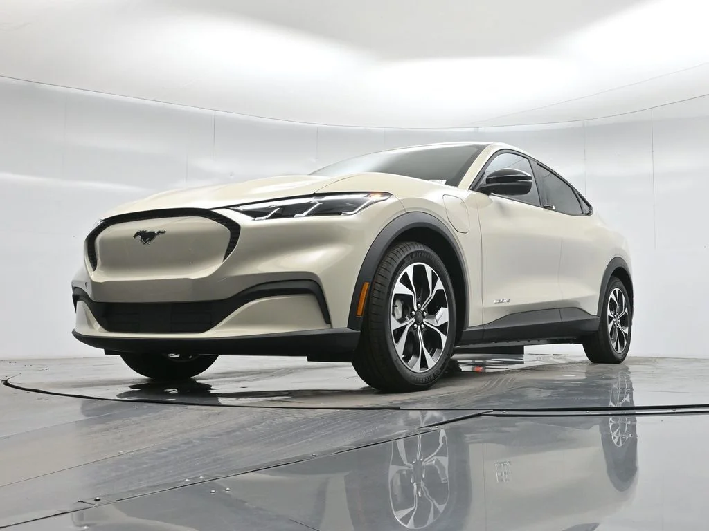 New 2026 Desert Sand Ford Select image 42