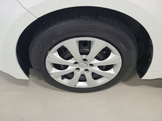 2023 Toyota Corolla LE - Photo 34