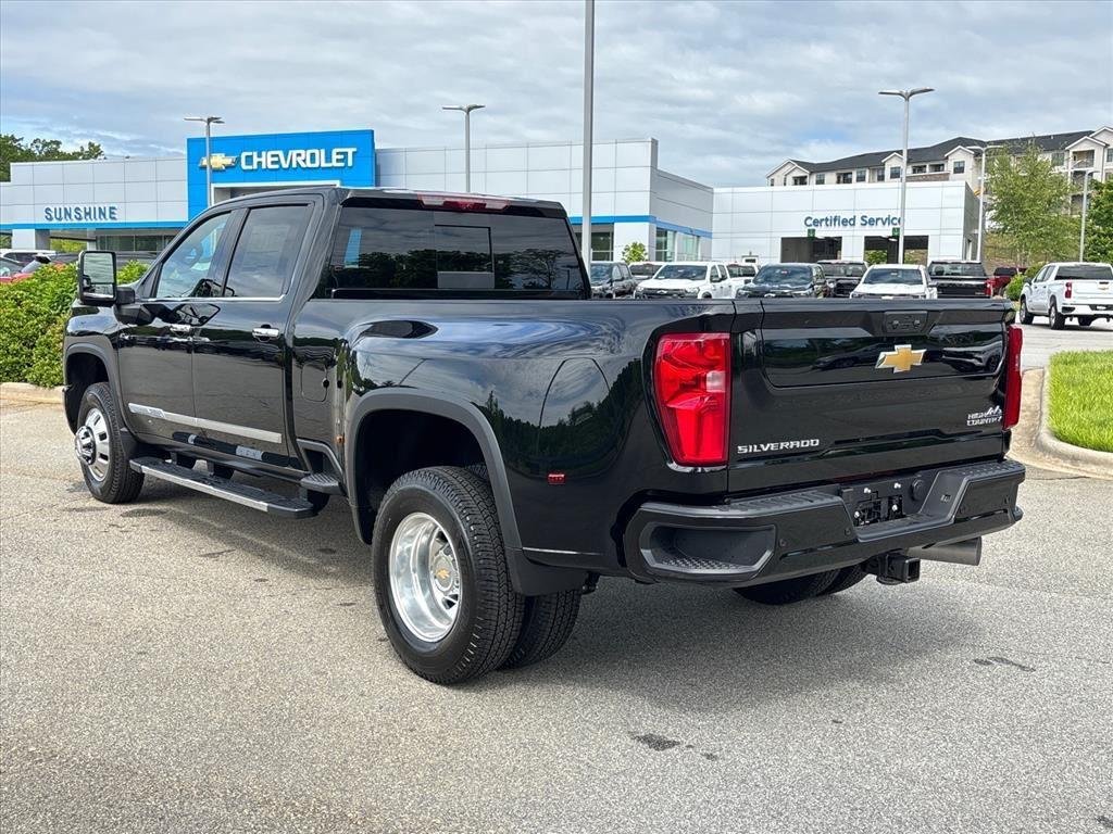 New 2026 Black Chevrolet High Country DRW image 3