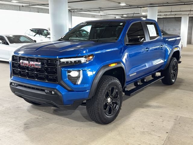 Used 2023 Blue Metallic GMC Elevation image 4