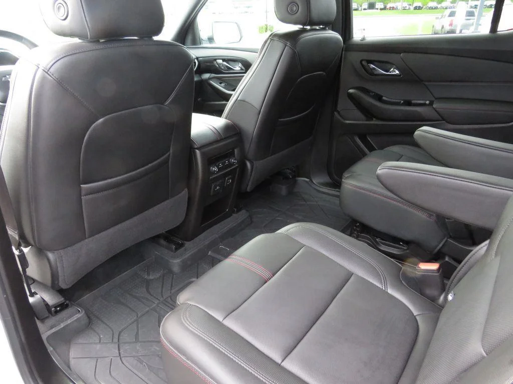 Used 2023 Summit White Chevrolet RS image 25