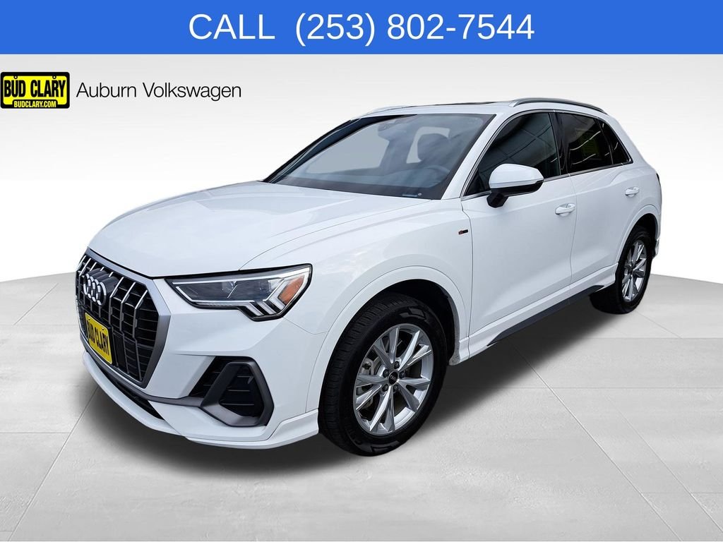 2024 Audi Q3 45 TFSI S Line Premium quattro's photo