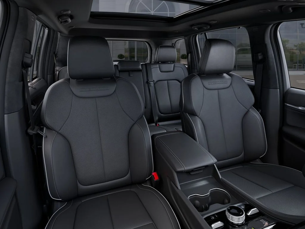 New 2025 Baltic Gray Metallic Clear-Coat Exterior Paint Jeep Overland image 17