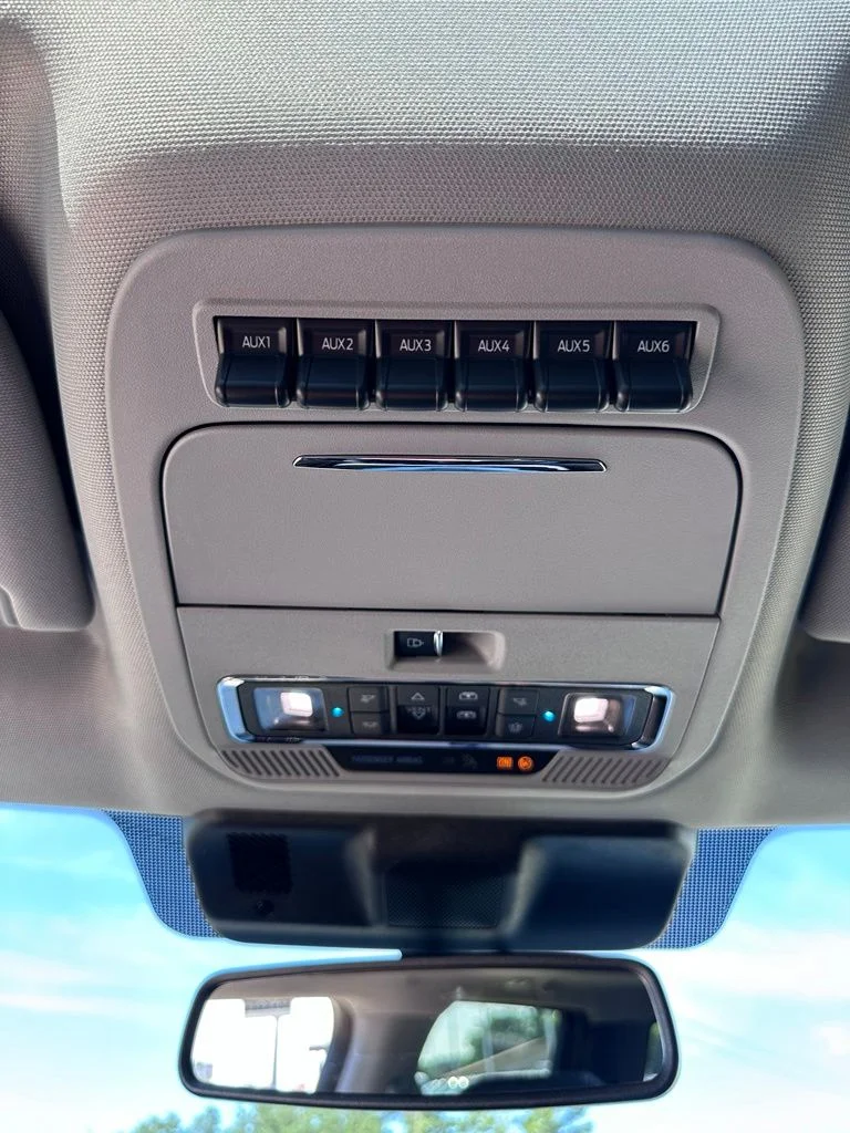 New 2026 Marsh Gray Ford Lariat image 22