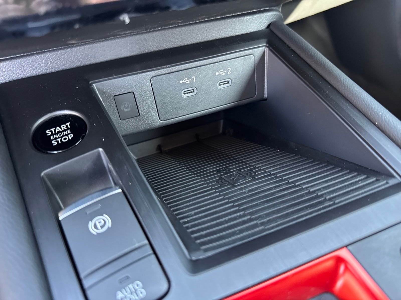 New 2026 Nissan Kicks SR 4D Sport Utility