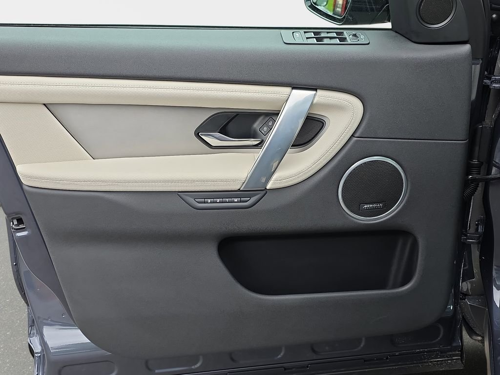 2026 Land Rover Discovery Sport Landmark - Photo 28