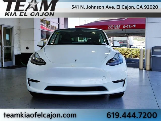 Used 2022  Tesla Long Range image 4