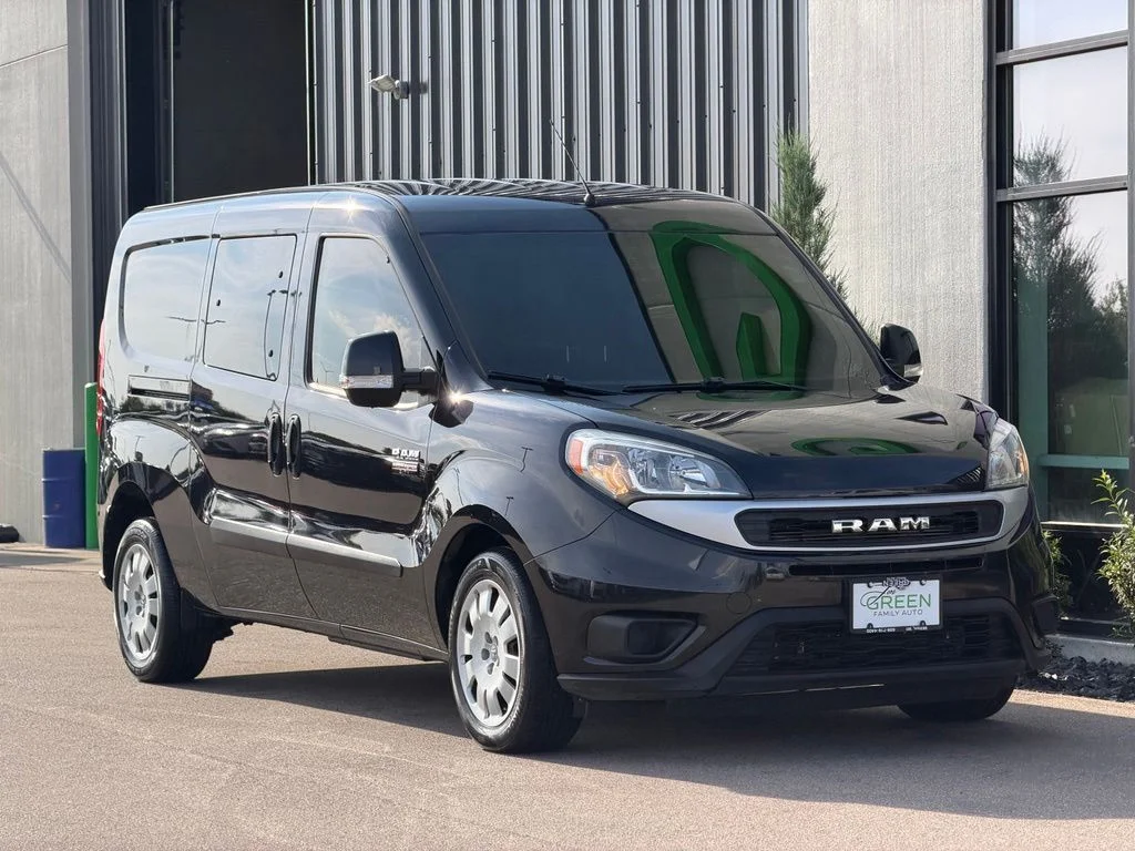 Used 2021 Black Ram SLT image 4
