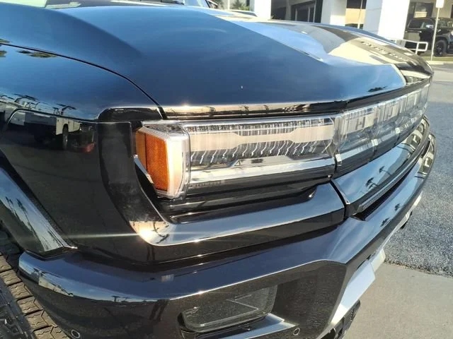 Used 2026 Void Black GMC 2X image 12