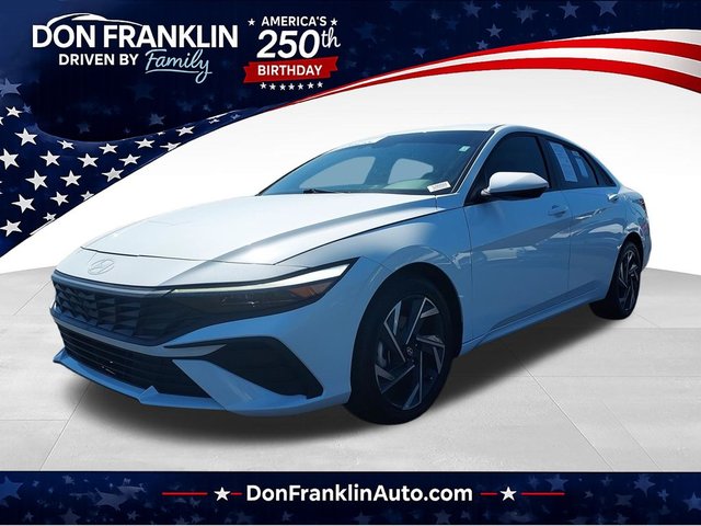 2025 Hyundai Elantra SE