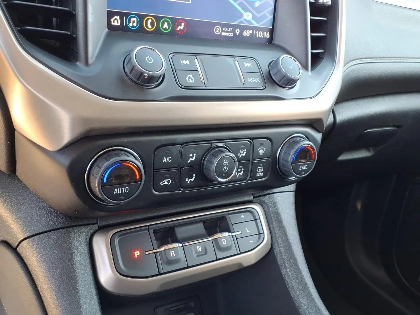 Used 2023 Summit White GMC Denali image 27