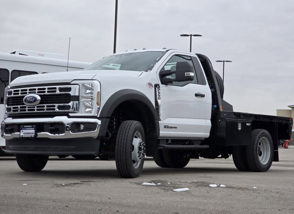 2025 Ford F-550 Super Duty Chassis Cab XL - Photo 18