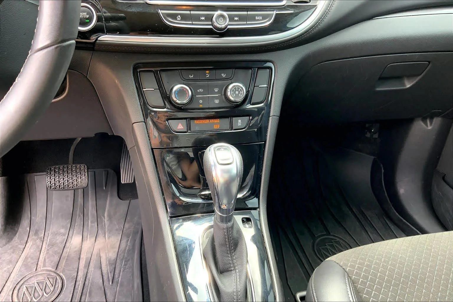 Used 2021 Includes (MDP) Anthracite lower exterior accent color, Paint code W598F. Buick Preferred image 31