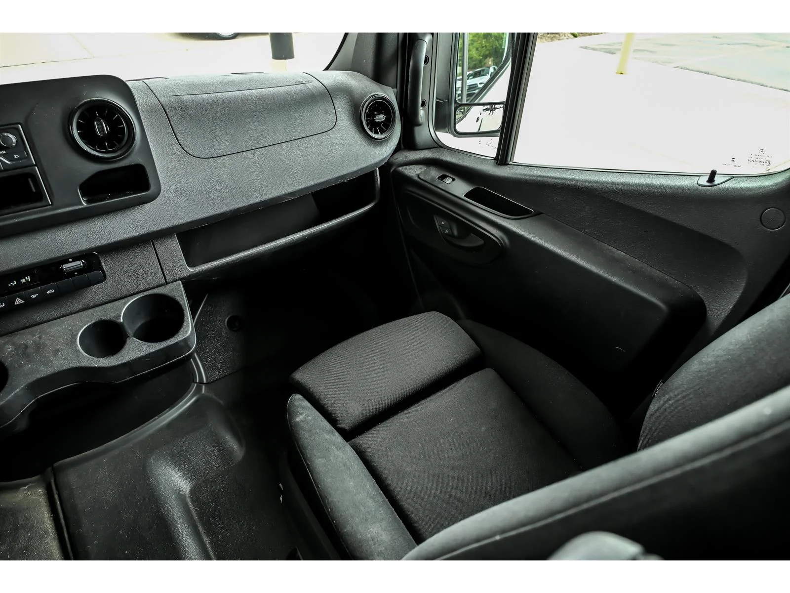 Used 2024 White Mercedes-Benz 2500 image 9