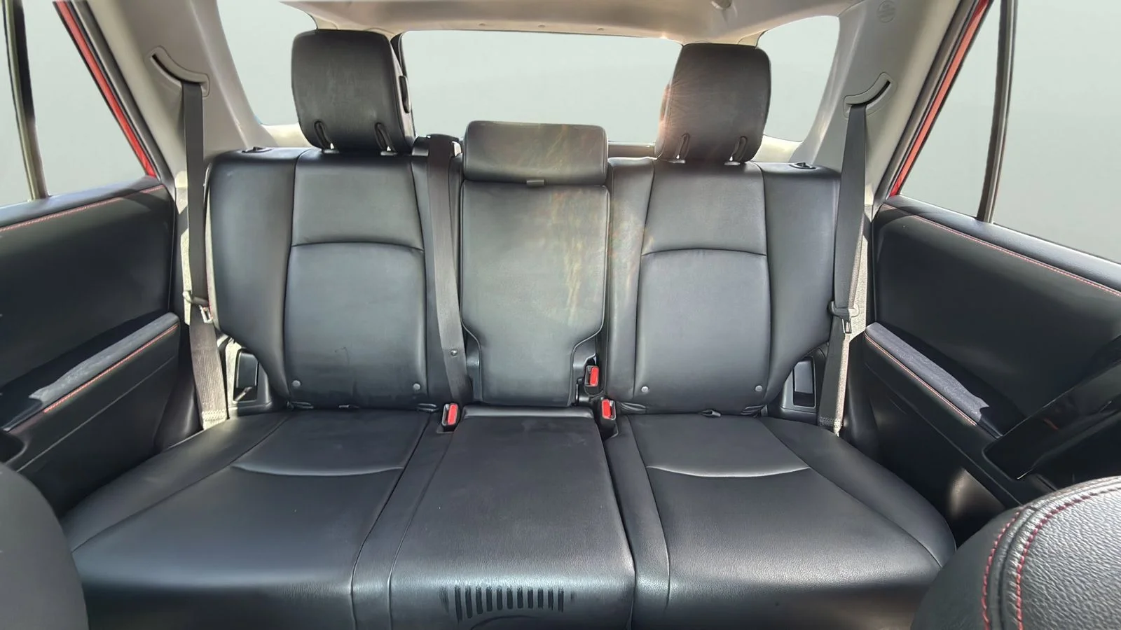 Used 2021 Red Toyota Venture image 25