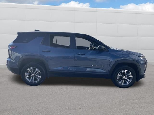 Used 2026 Lakeshore Blue Metallic Chevrolet LT image 9