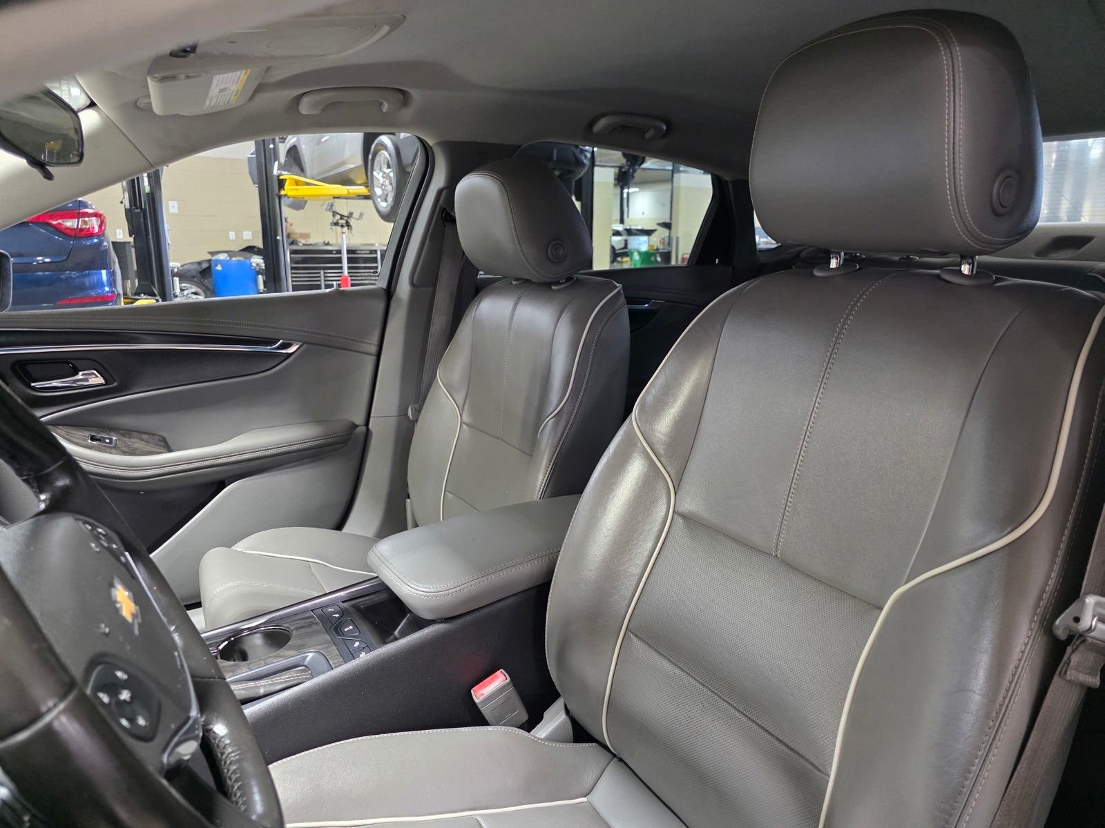 Used 2015 Black Chevrolet LTZ image 22