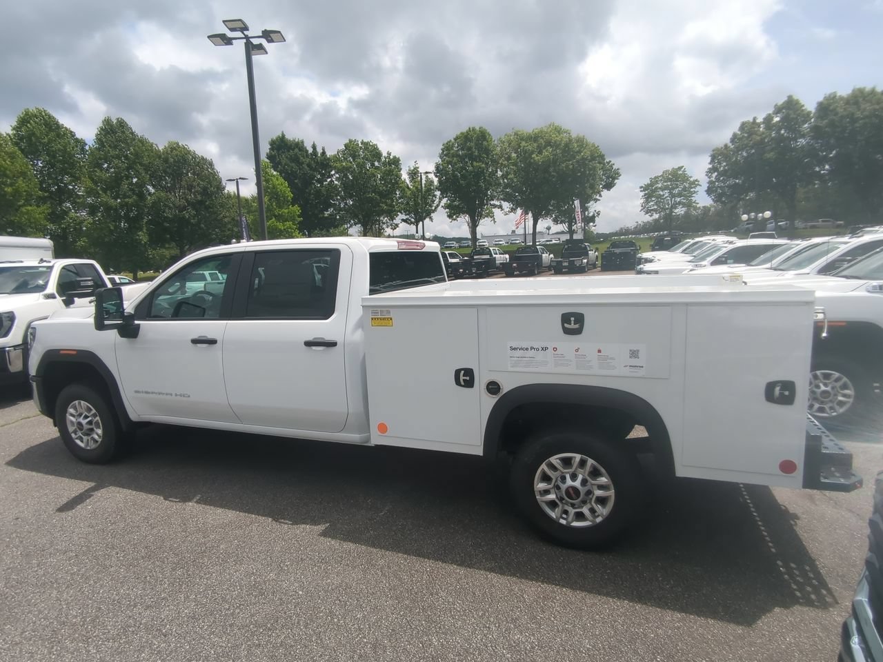 New 2026 Summit White GMC Pro image 6