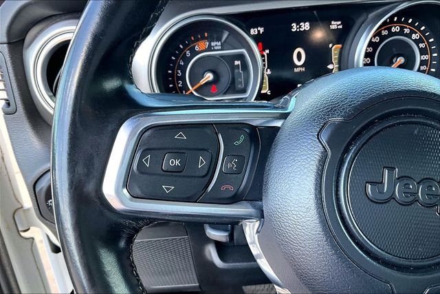 Used 2020 White Jeep Unlimited Sahara image 20