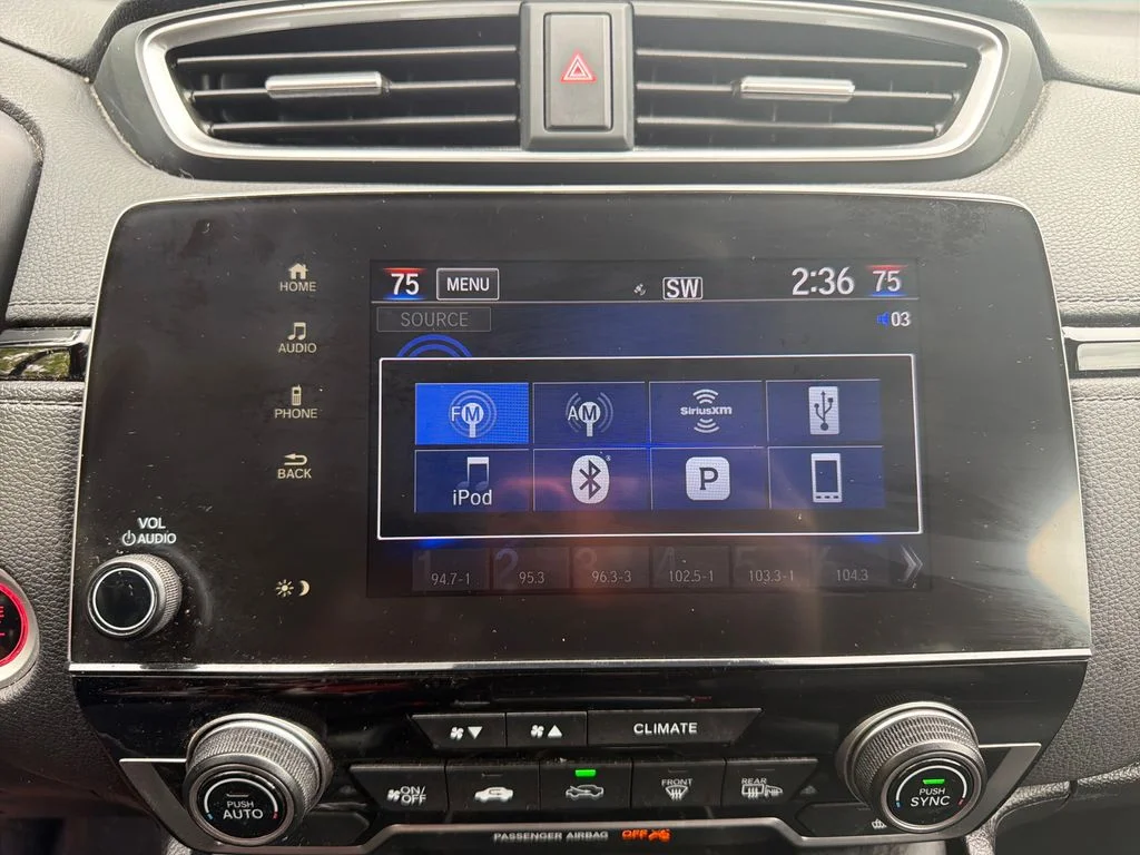 Used 2020 White Honda EX-L image 20