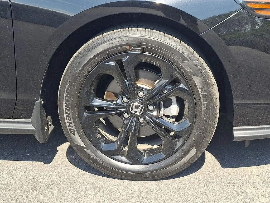 Certified Used 2025  Honda SE image 8