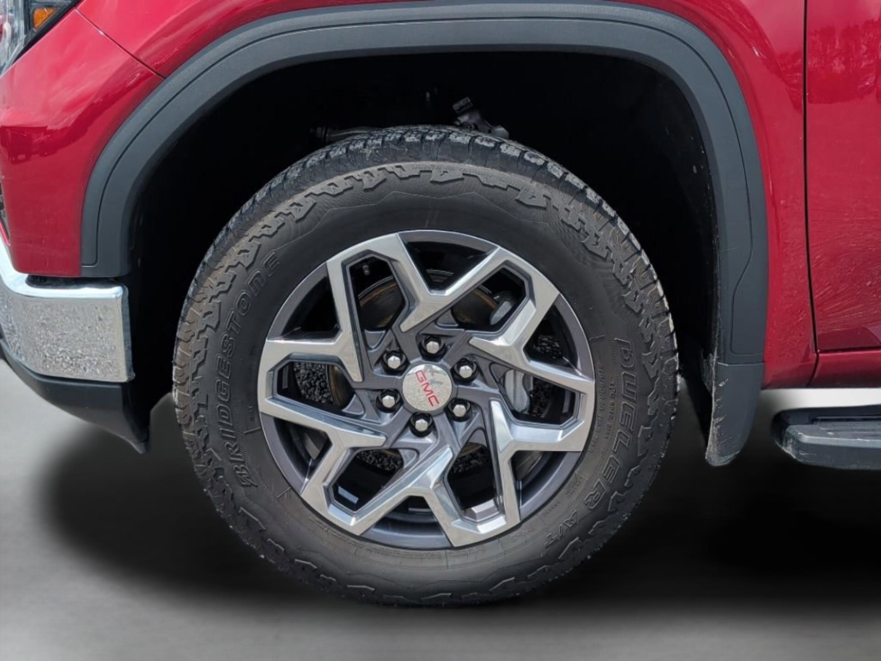 Used 2025 Volcanic Red Tintcoat GMC SLT image 46