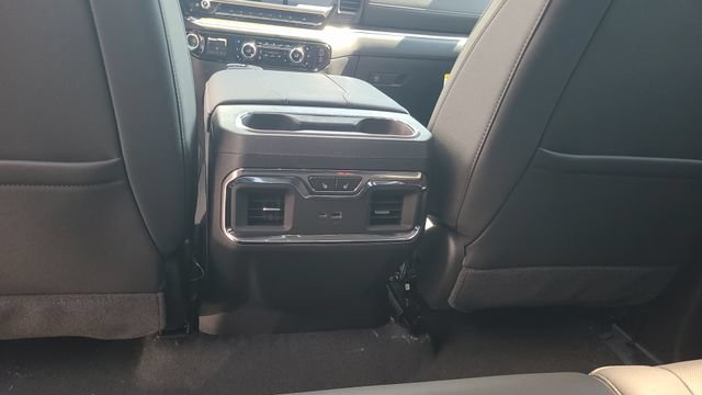 2026 GMC Sierra 1500 SLT - Photo 23