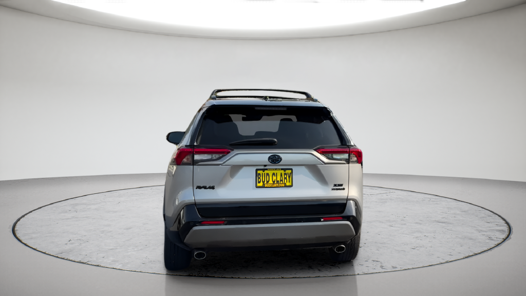 Used 2021 Silver Sky Metallic Toyota XSE image 8