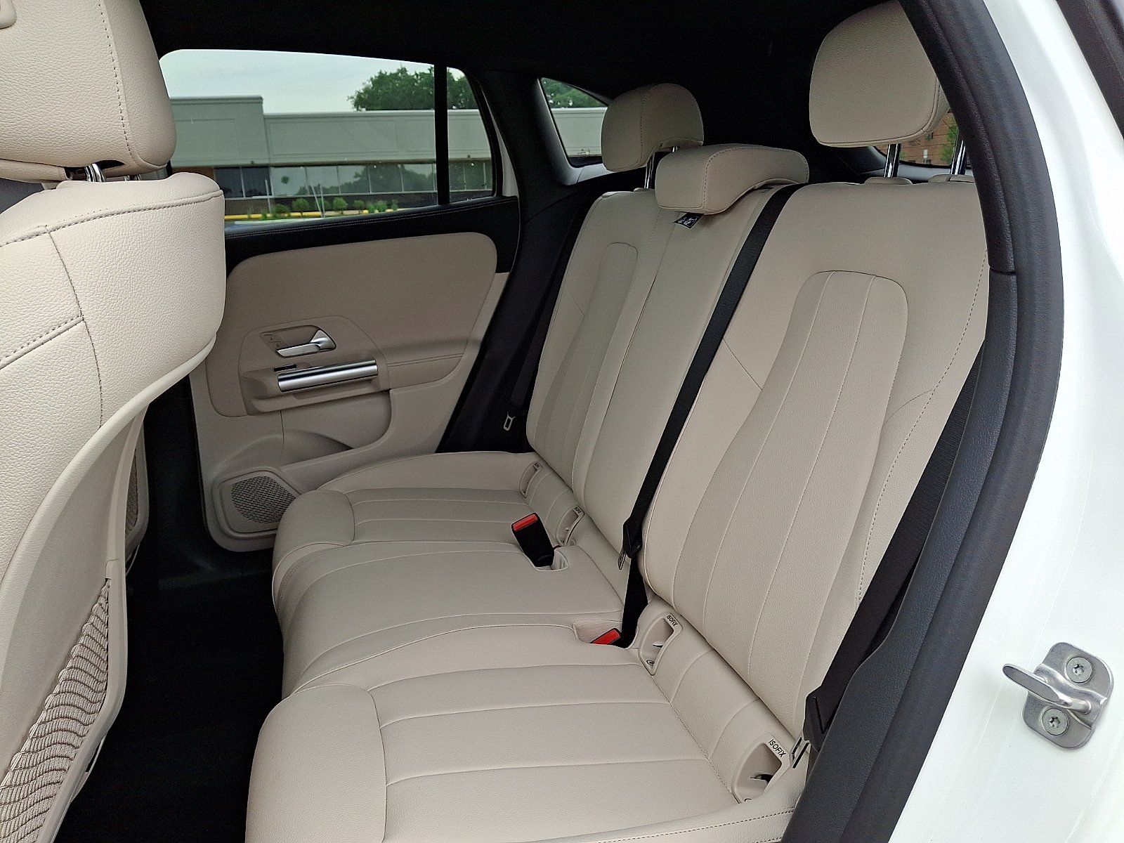 2025 Mercedes-Benz GLA GLA250 - Photo 10