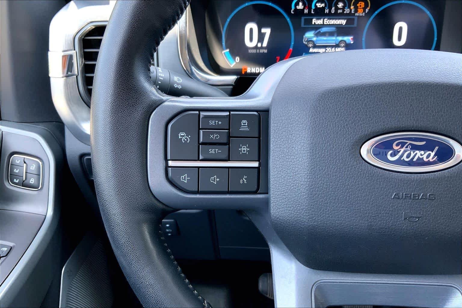 Used 2023 Agate Black Metallic Ford LARIAT image 24