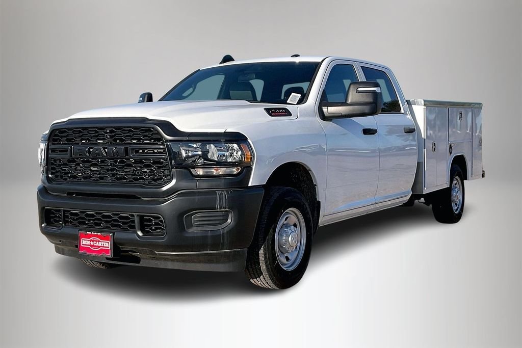 New 2024 Ram 2500 Tradesman 4D Crew Cab
