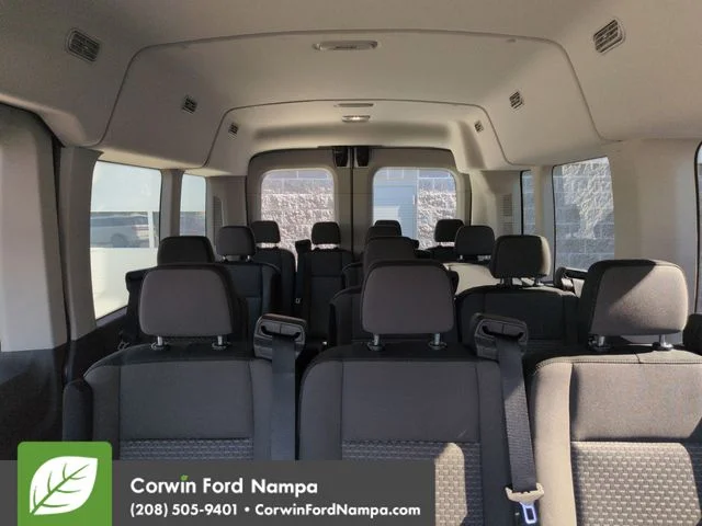 New 2026 Oxford White Ford XLT image 21