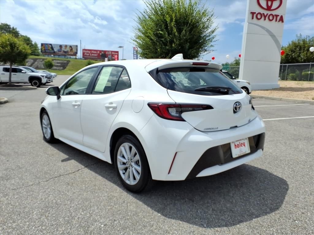 2025 Toyota Corolla Hatchback SE - Photo 7