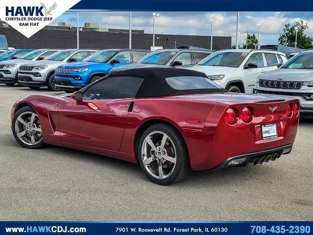 Used 2009 Red Chevrolet w/1LT image 7