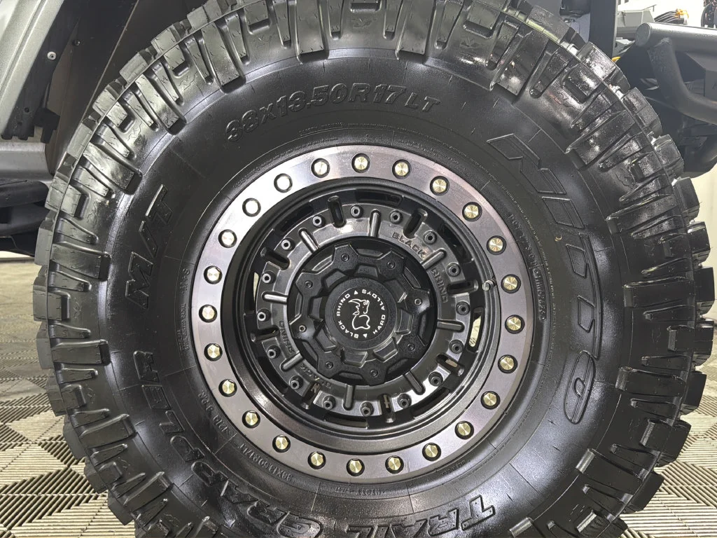 Used 2021 Silver Jeep Unlimited Willys image 38