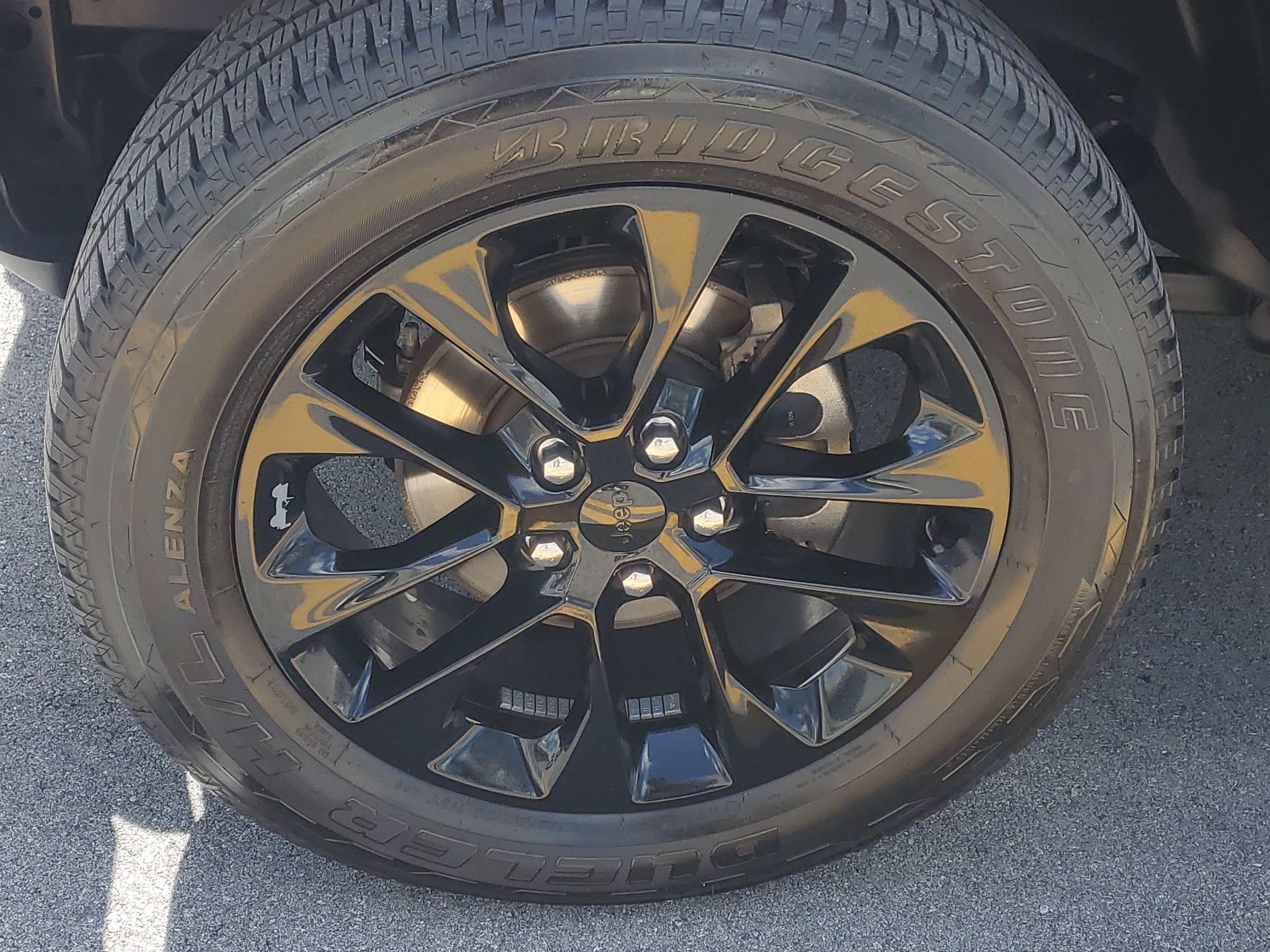 Used 2021 Snazzberry Pearlcoat Jeep High Altitude image 4