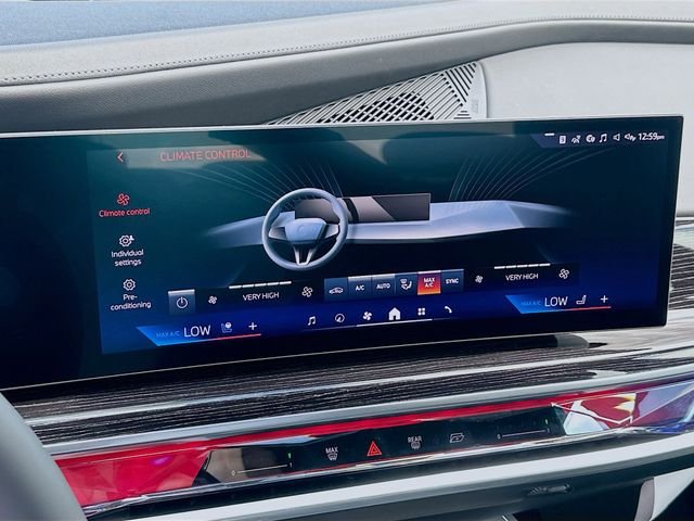 New 2026 Gray BMW 750e xDrive image 13